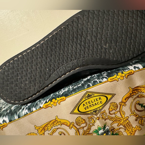 Rare Gianni Versace Medusa Head Studded Full grain Leather Loafers shoes - Picture 11 of 12